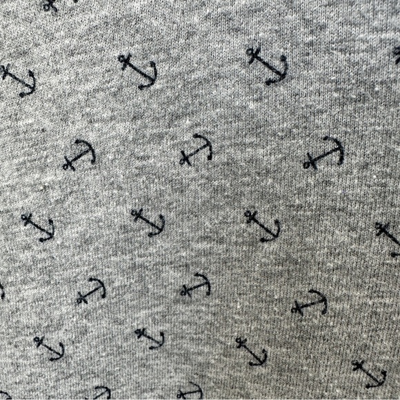 J. Crew Gray & Navy Short Sleeve Tee with Geometric Nautical Pattern Size Medium - Picture 8 of 9